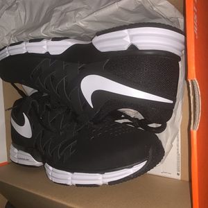 Nike Lunar Fingertrap SZ 11, Wide 4E